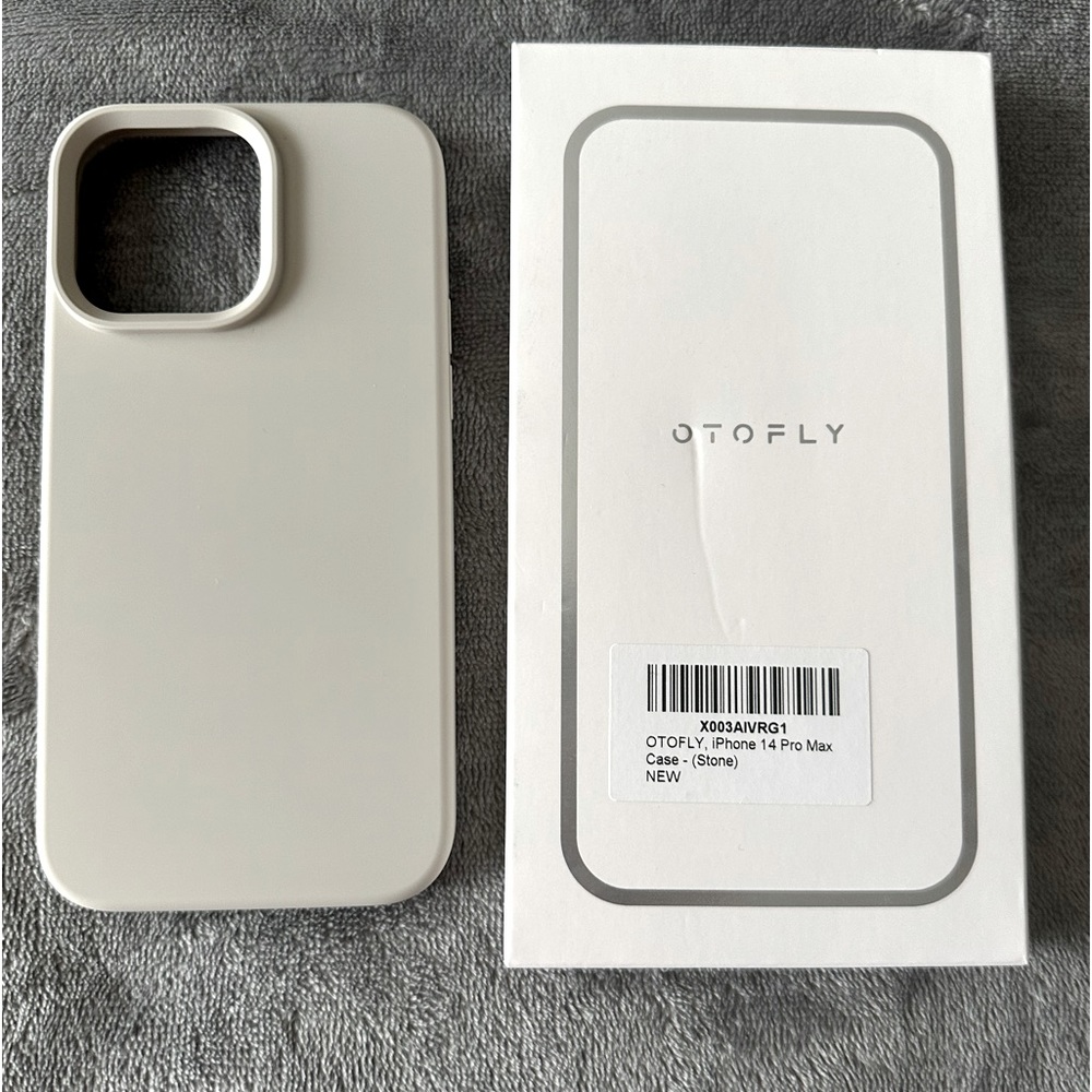 iPhone 14 Pro Max Case | Soft touch | Minimalist